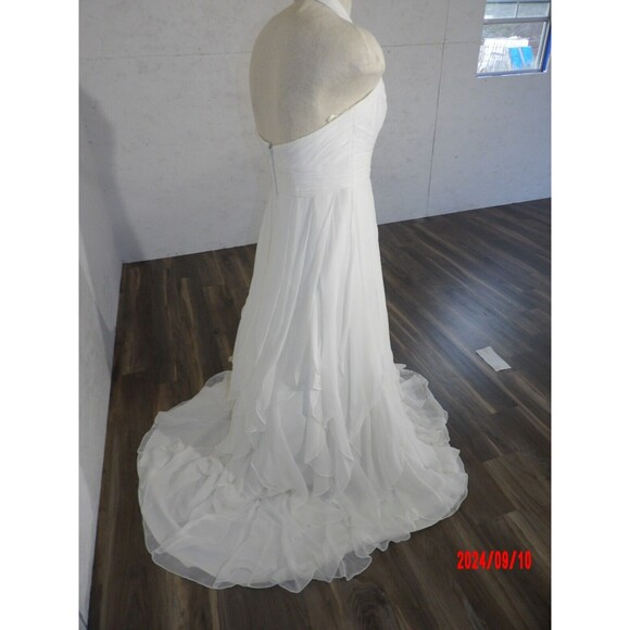 A Lina Halter Wedding Dress David’s Bridal Ivory Satin Wedding Dress Size 14 - Picture 6 of 12